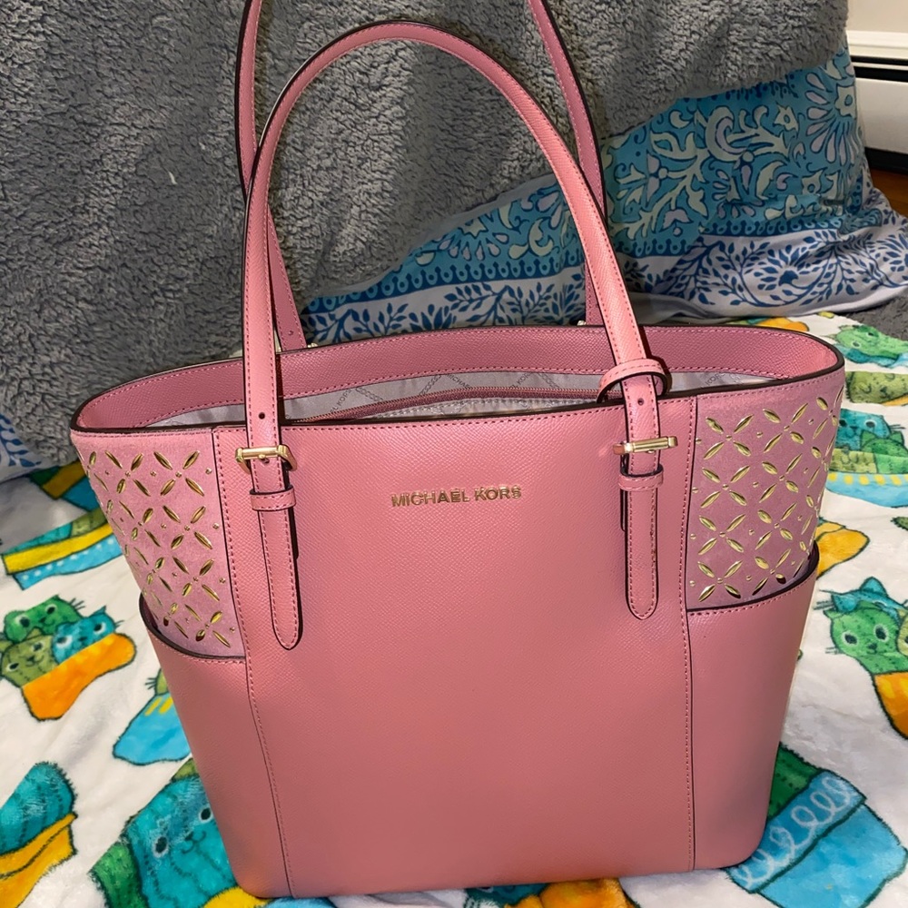 Michael kors jet set saffiano tote bag